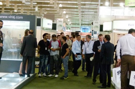 a1023_3.jpg a1023_3.jpg