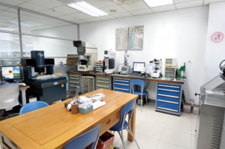 a865_1.jpg a865_1.jpg